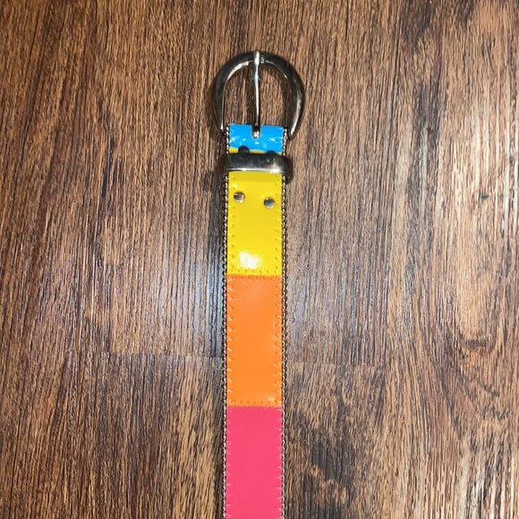 Elite Fresno California Multi-colored Belt - Picture 2 of 9